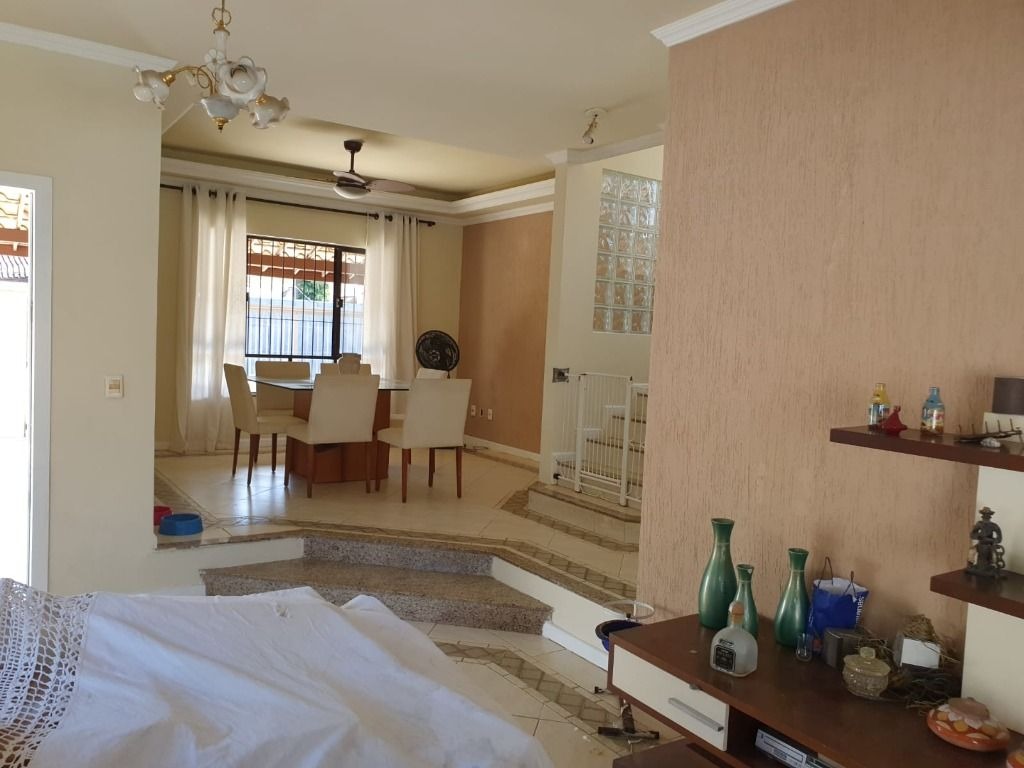 Imagem Casa com 3 Quartos à Venda, 226 m² em Badu - Niterói Imagem Casa com 3 Quartos à Venda, 226 m² em Badu - Niterói