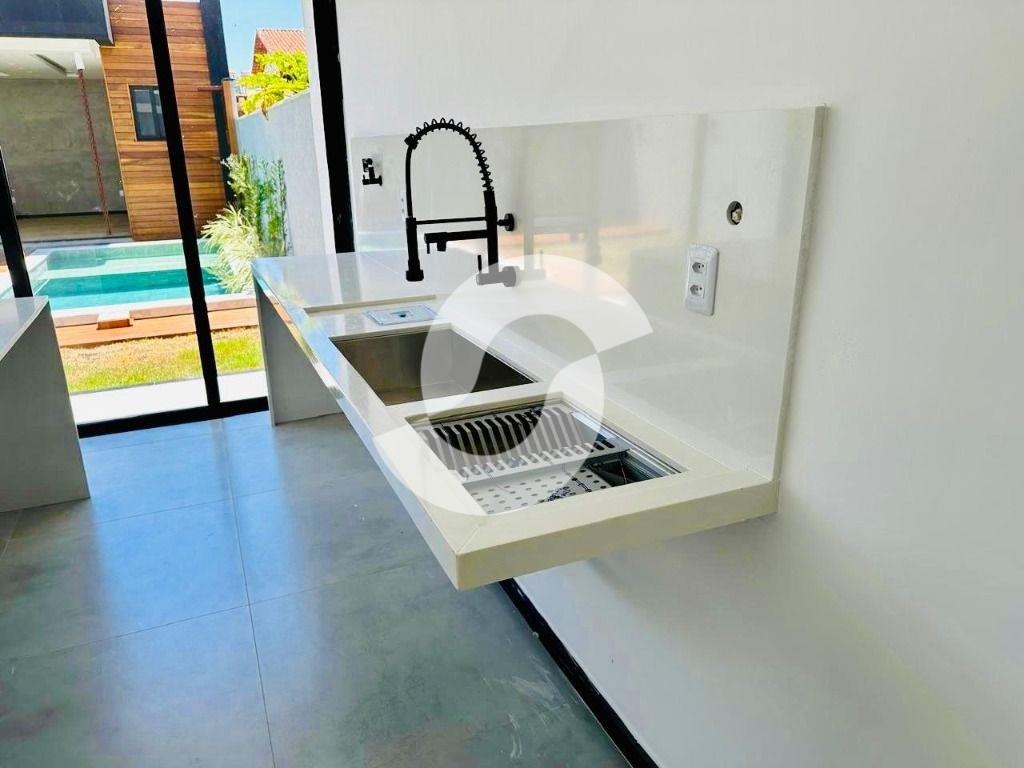Imagem Casa com 4 Quartos à Venda, 245 m² em Camboinhas - Niterói Imagem Casa com 4 Quartos à Venda, 245 m² em Camboinhas - Niterói