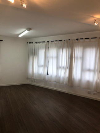 Imóvel Comercial à Venda ou Locação, 30 m² em Itaim Bibi - São Paulo