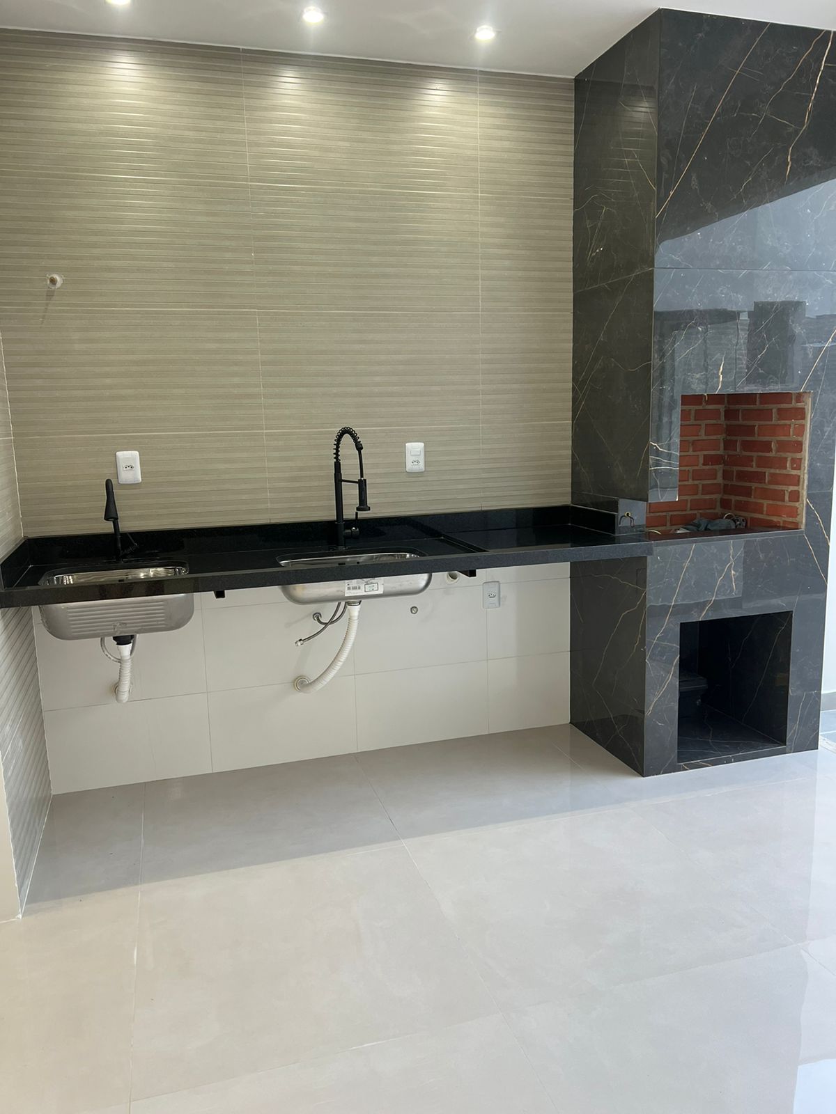 Imagem Casa com 3 Quartos à Venda, 84 m²em Parque São Benedito - Campos dos Goytacazes