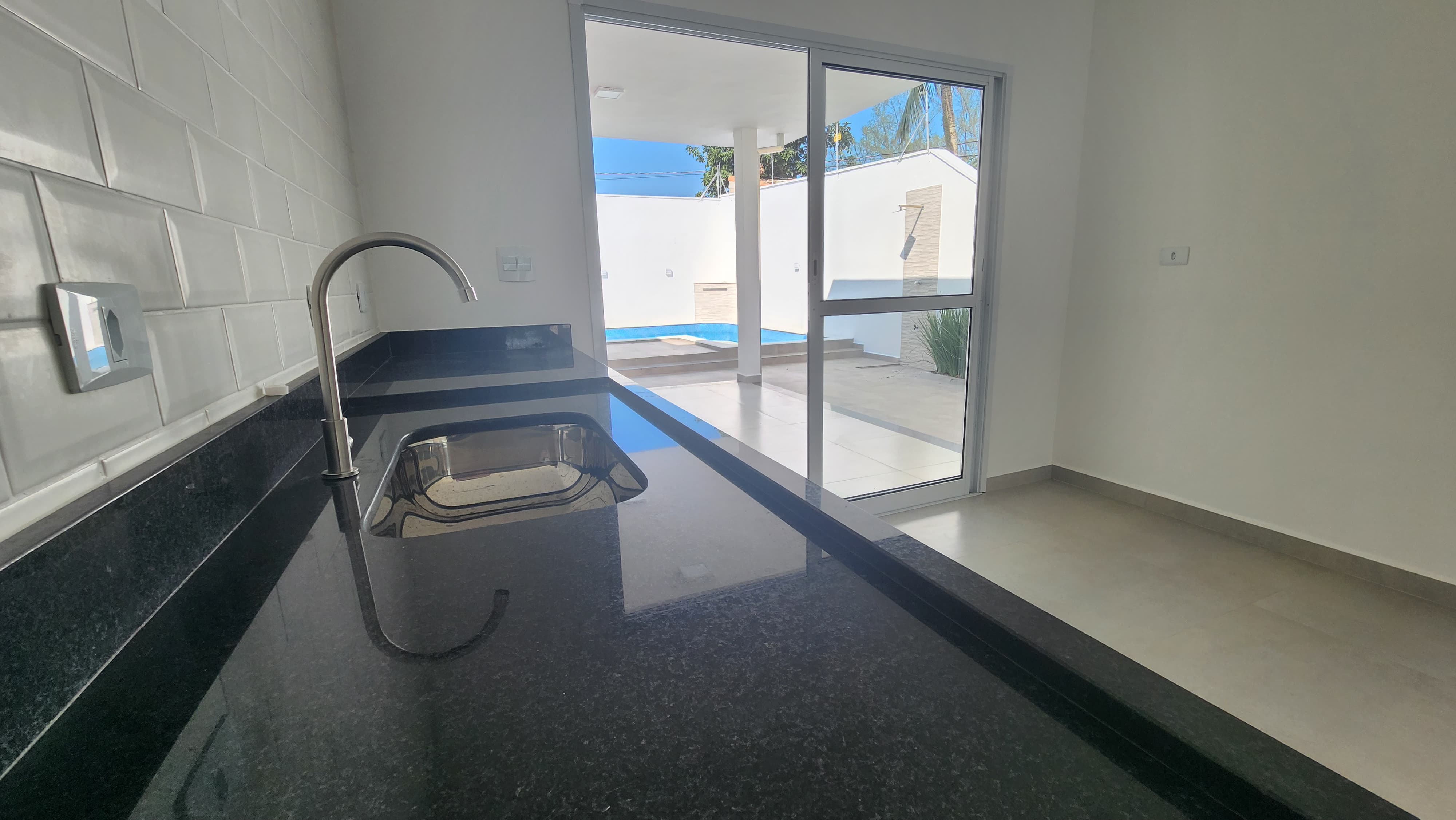 Imagem Casa com 3 Quartos à Venda, 119 m²em Balneário Santa Júlia - Itanhaém Imagem Casa com 3 Quartos à Venda, 119 m²em Balneário Santa Júlia - Itanhaém