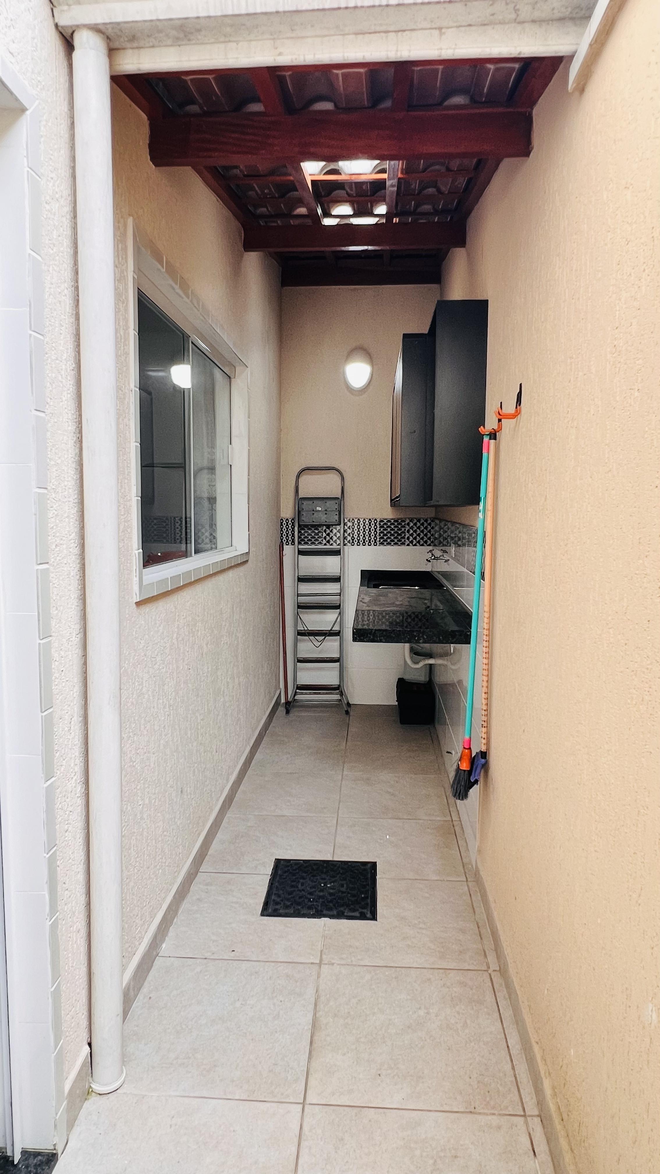 Imagem Sobrado com 2 Quartos à Venda, 84 m²em Caiçara - Praia Grande