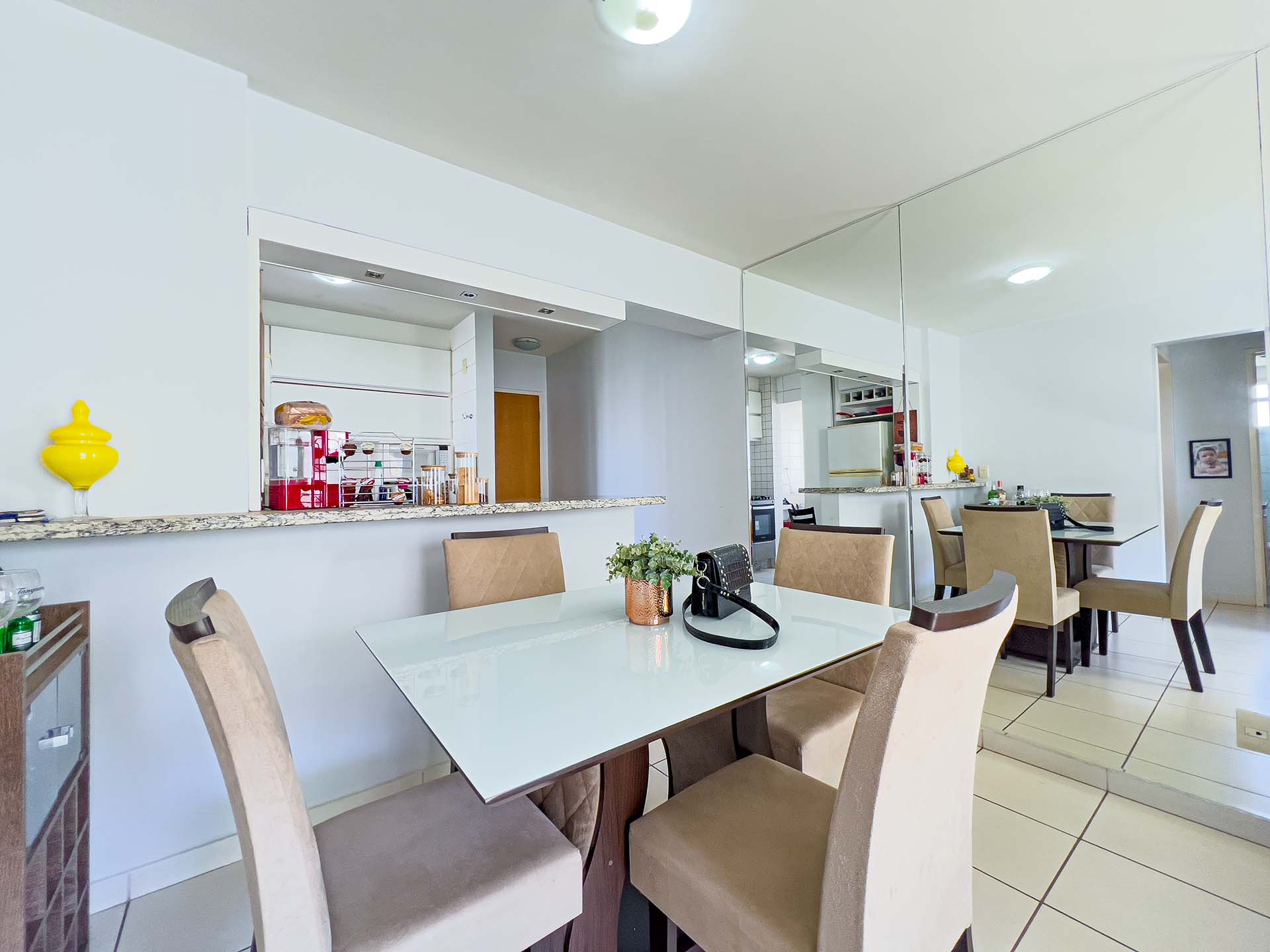 Imagem Apartamento com 2 Quartos à Venda, 59 m²em Parque Oeste Industrial - Goiânia