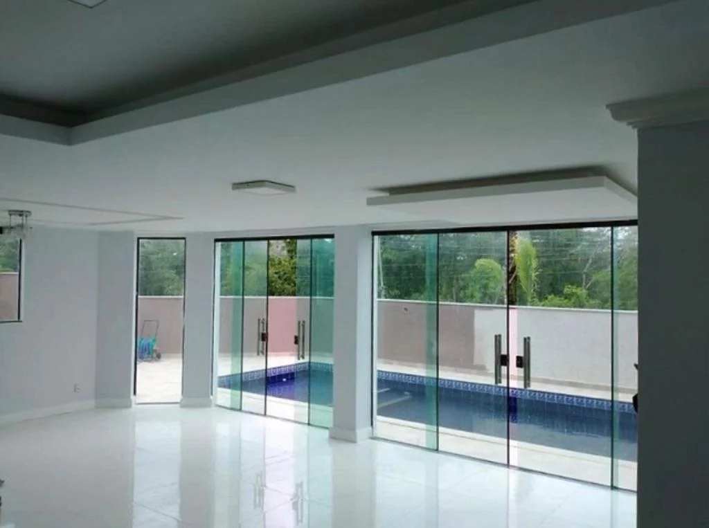 Imagem Casa com 4 Quartos à Venda, 683 m²em Camboinhas - Niterói Imagem Casa com 4 Quartos à Venda, 683 m²em Camboinhas - Niterói