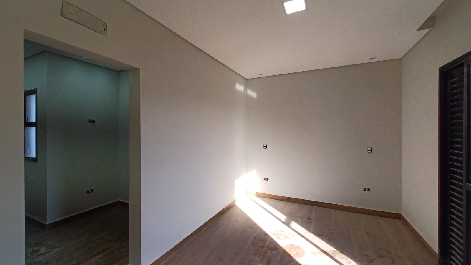 Imagem Casa de Condomínio com 3 Quartos à Venda, 194 m² em Tropicália Garden - Boituva