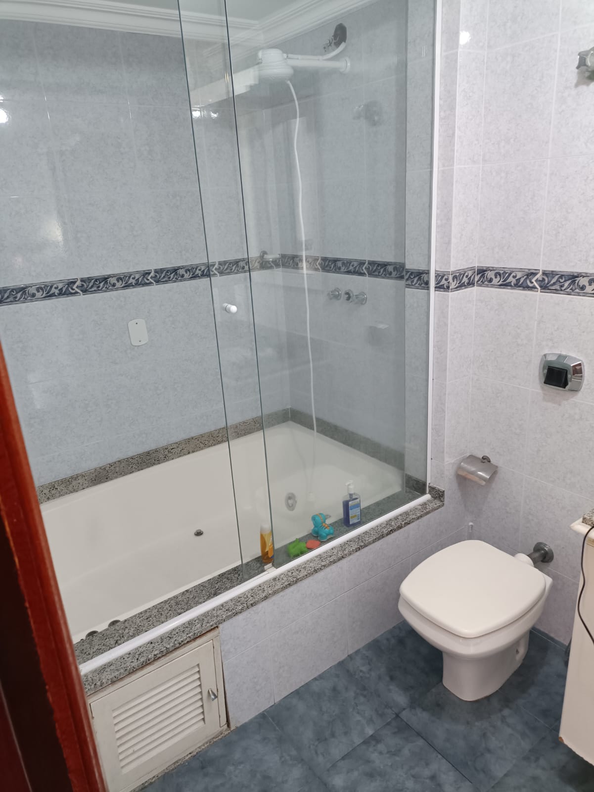Imagem Casa de Condomínio com 2 Quartos à Venda, 80 m²em Jardim Pinheiros - Teresópolis