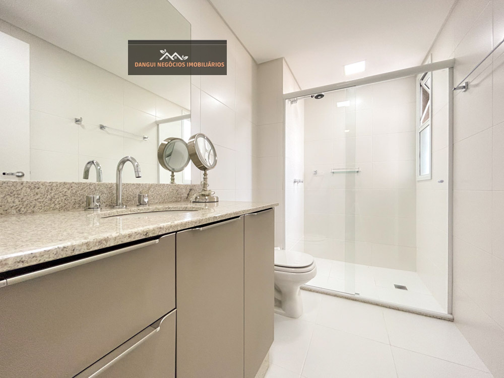 Imagem Apartamento com 2 Quartos à Venda, 121 m²em Vila Izabel - Curitiba Imagem Apartamento com 2 Quartos à Venda, 121 m²em Vila Izabel - Curitiba