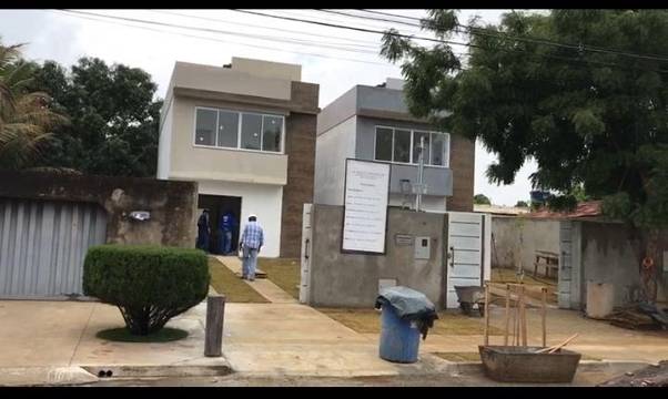 Imagem Casa com 3 Quartos à Venda, 176 m²em Jardim Mirabel - Goiânia
