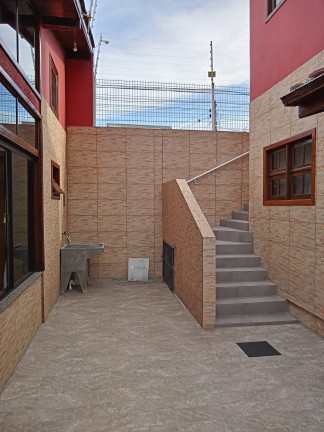 Imagem Casa com 6 Quartos à Venda, 248 m² em Ingleses do Rio Vermelho - Florianópolis