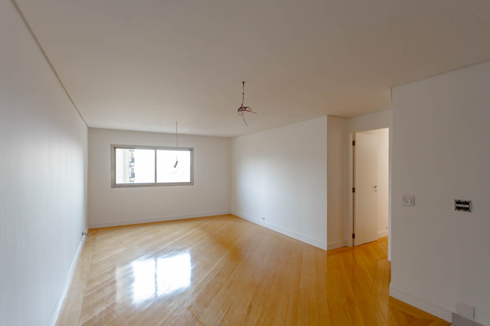 Imagem Apartamento com 3 Quartos à Venda, 105 m²em Sumaré - São Paulo
