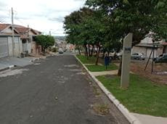Imagem Casa com 3 Quartos à Venda, em Jardim Santa Lúcia - Campinas Imagem Casa com 3 Quartos à Venda, em Jardim Santa Lúcia - Campinas