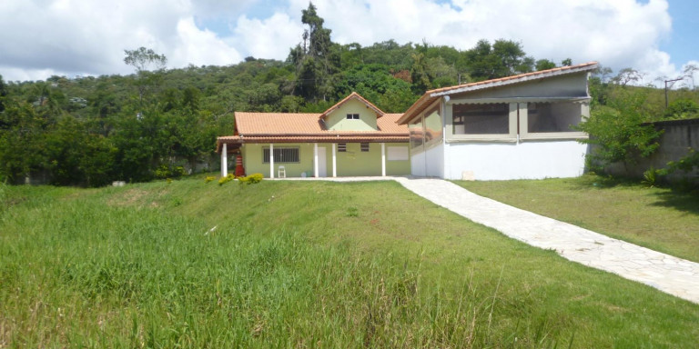 Imagem Chácara com 2 Quartos à Venda, 6.300 m² em Centro - Santa Isabel Imagem Chácara com 2 Quartos à Venda, 6.300 m² em Centro - Santa Isabel