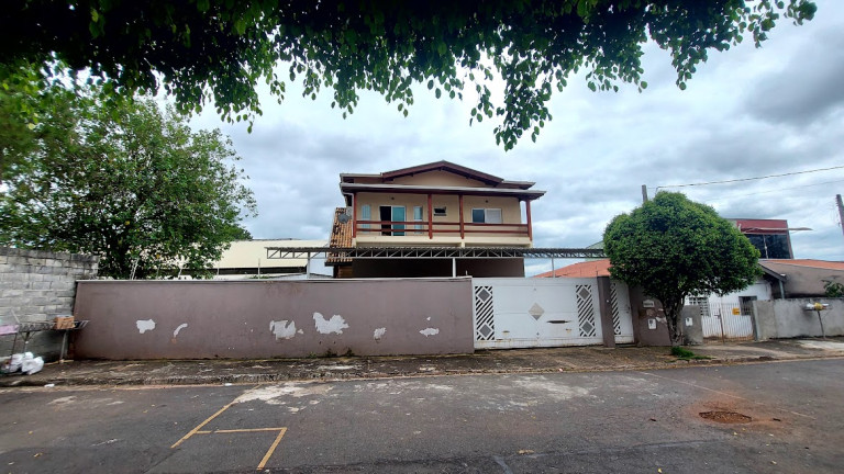 Imagem Sobrado com 3 Quartos à Venda, 460 m²em Parque das Indústrias (Nova Veneza) - Sumaré Imagem Sobrado com 3 Quartos à Venda, 460 m²em Parque das Indústrias (Nova Veneza) - Sumaré