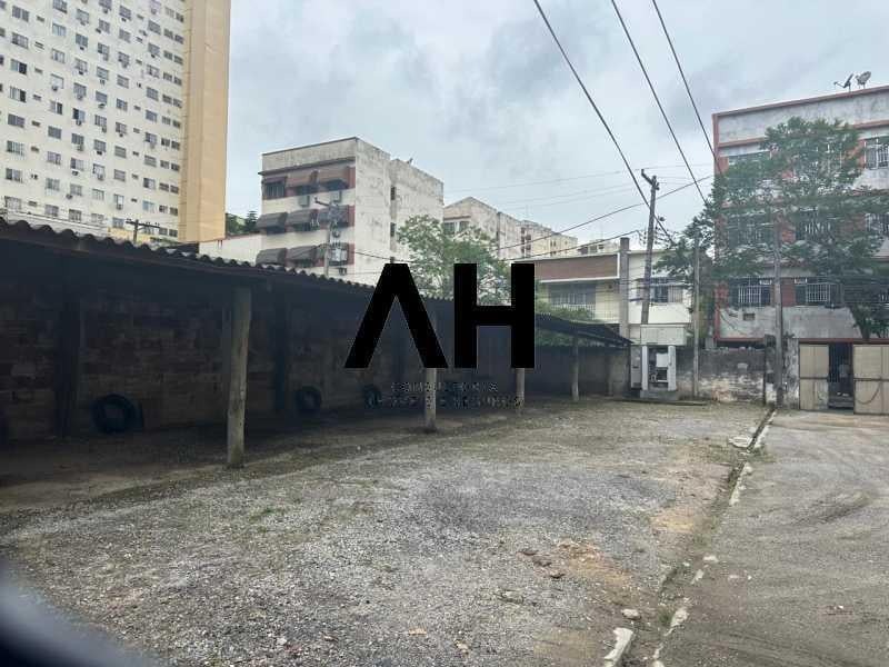 Imagem Terreno à Venda, em Fonseca - Niterói Imagem Terreno à Venda, em Fonseca - Niterói