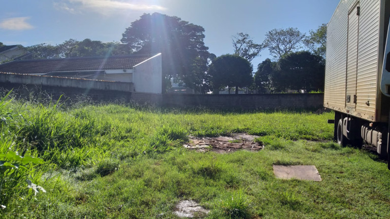 Terreno à Venda, 449 m² em Zona 08 - Maringá