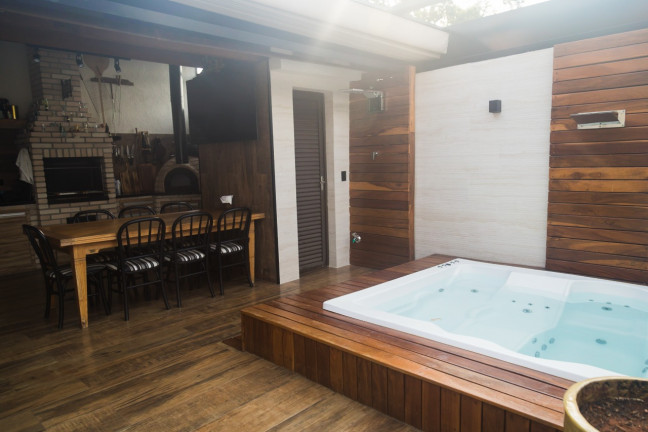 Imagem Casa com 3 Quartos à Venda, 190 m² em Tamboré - Santana de Parnaíba Imagem Casa com 3 Quartos à Venda, 190 m² em Tamboré - Santana de Parnaíba