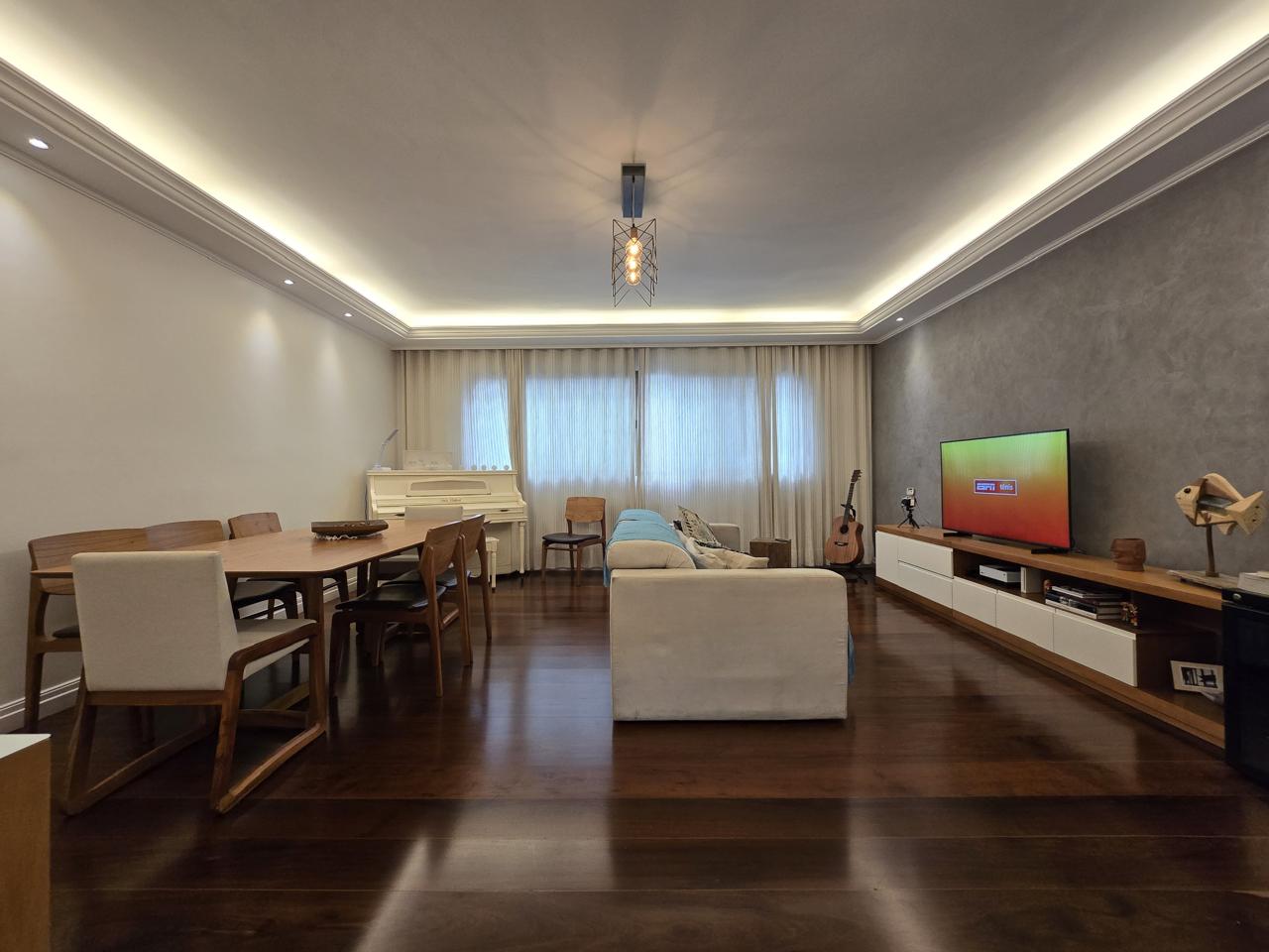 Imagem Apartamento com 3 Quartos à Venda, 153 m²em Gonzaga - Santos