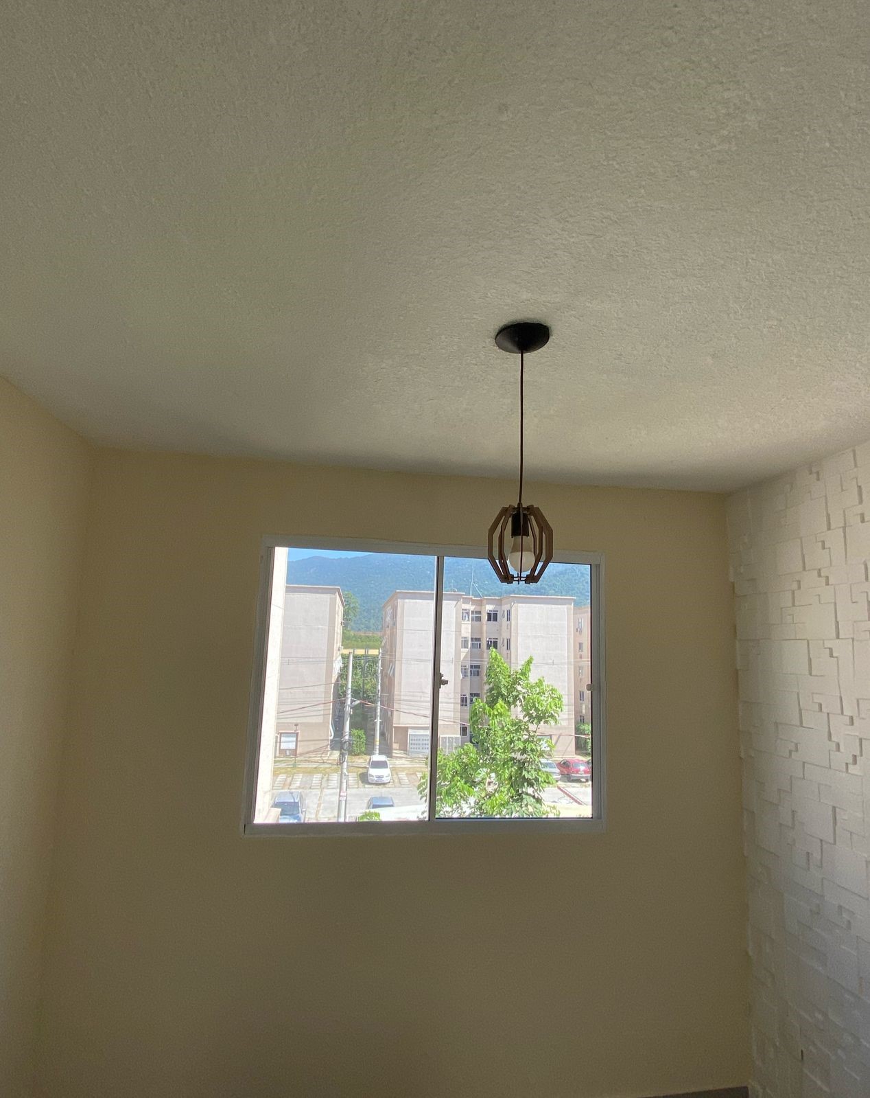 Imagem Apartamento com 2 Quartos à Venda, 45 m² em Bangu - Rio de Janeiro