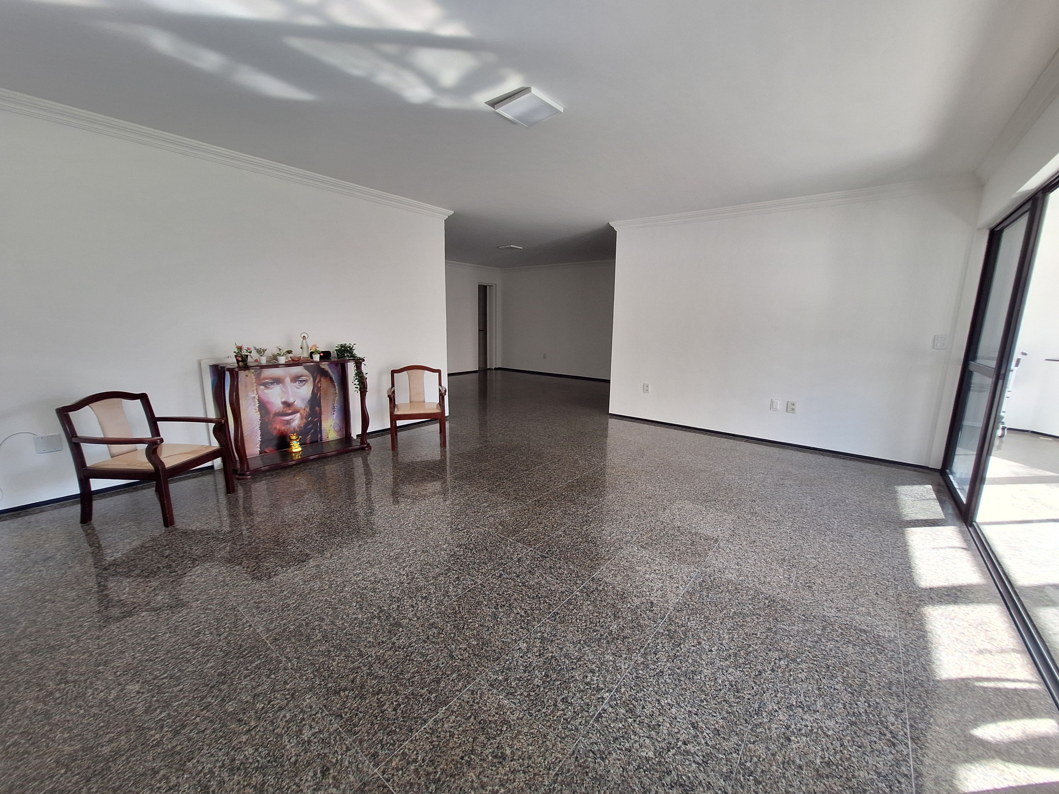 Imagem Apartamento com 3 Quartos à Venda, 197 m²em Aldeota - Fortaleza