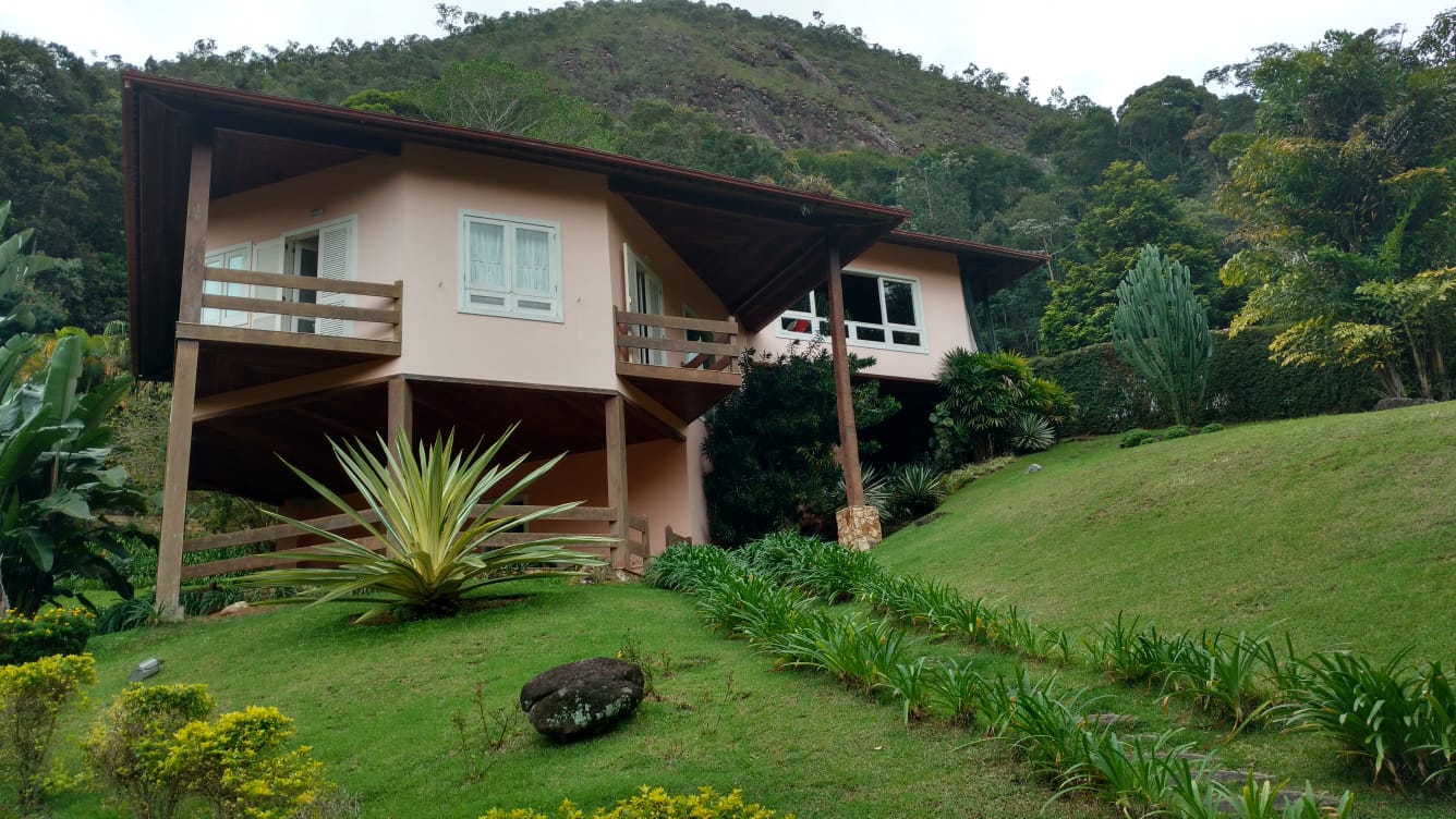 Imagem Casa de Condomínio com 9 Quartos à Venda, 520 m² em Itaipava - Petrópolis Imagem Casa de Condomínio com 9 Quartos à Venda, 520 m² em Itaipava - Petrópolis