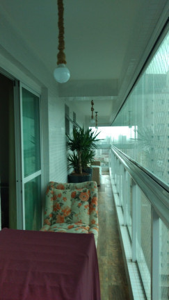 Imagem Apartamento com 2 Quartos à Venda, em Caiçara - Praia Grande Imagem Apartamento com 2 Quartos à Venda, em Caiçara - Praia Grande