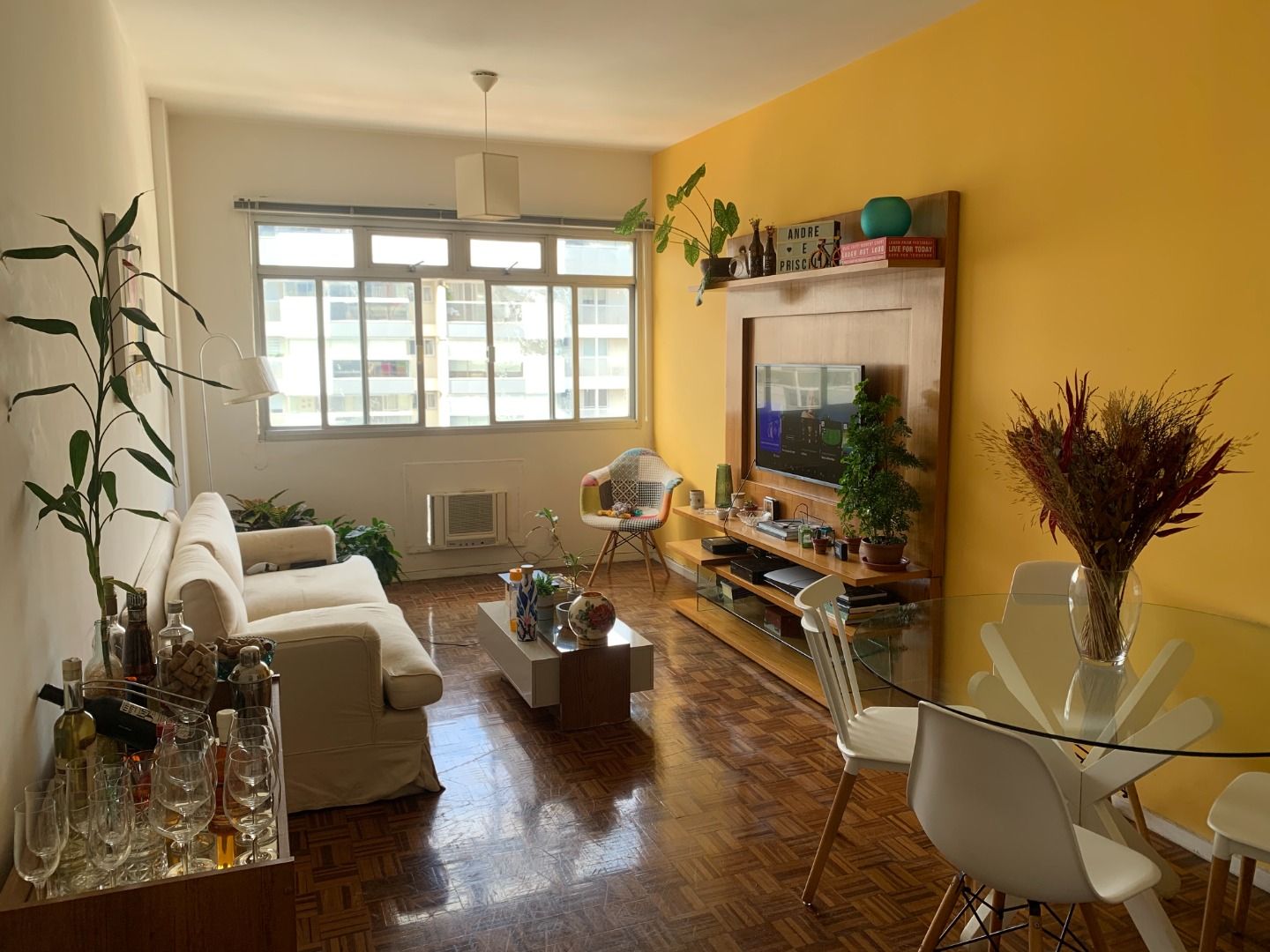 Imagem Apartamento com 1 Quarto à Venda, 62 m²em Botafogo - Rio de Janeiro Imagem Apartamento com 1 Quarto à Venda, 62 m²em Botafogo - Rio de Janeiro