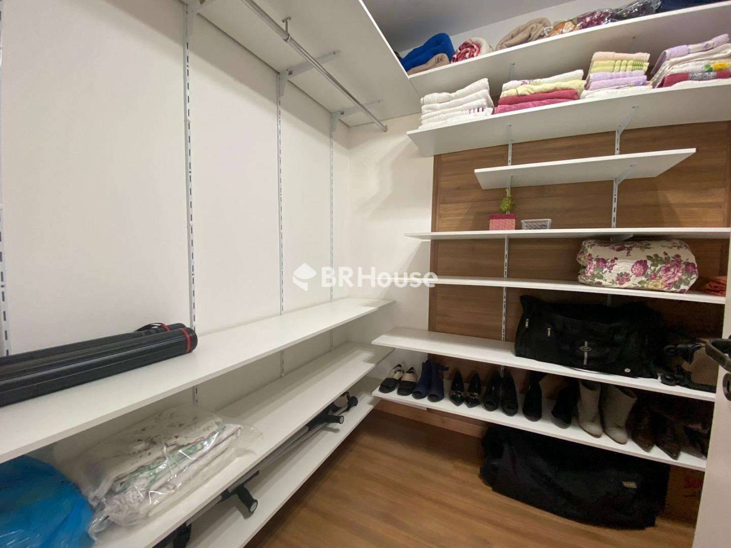 Imagem Cobertura com 3 Quartos à Venda, 222 m² em Asa Norte - Brasília Imagem Cobertura com 3 Quartos à Venda, 222 m² em Asa Norte - Brasília