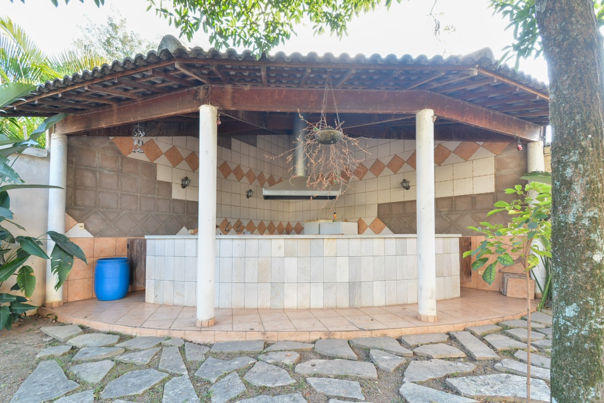 Imagem Casa com 4 Quartos à Venda, 450 m²em Caxingui - São Paulo