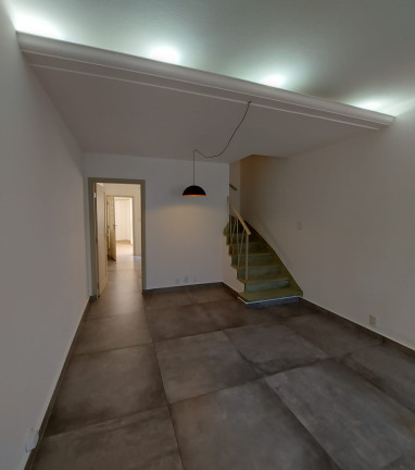 Imagem Sobrado com 3 Quartos para Alugar, 90 m²em Pinheiros - São Paulo Imagem Sobrado com 3 Quartos para Alugar, 90 m²em Pinheiros - São Paulo