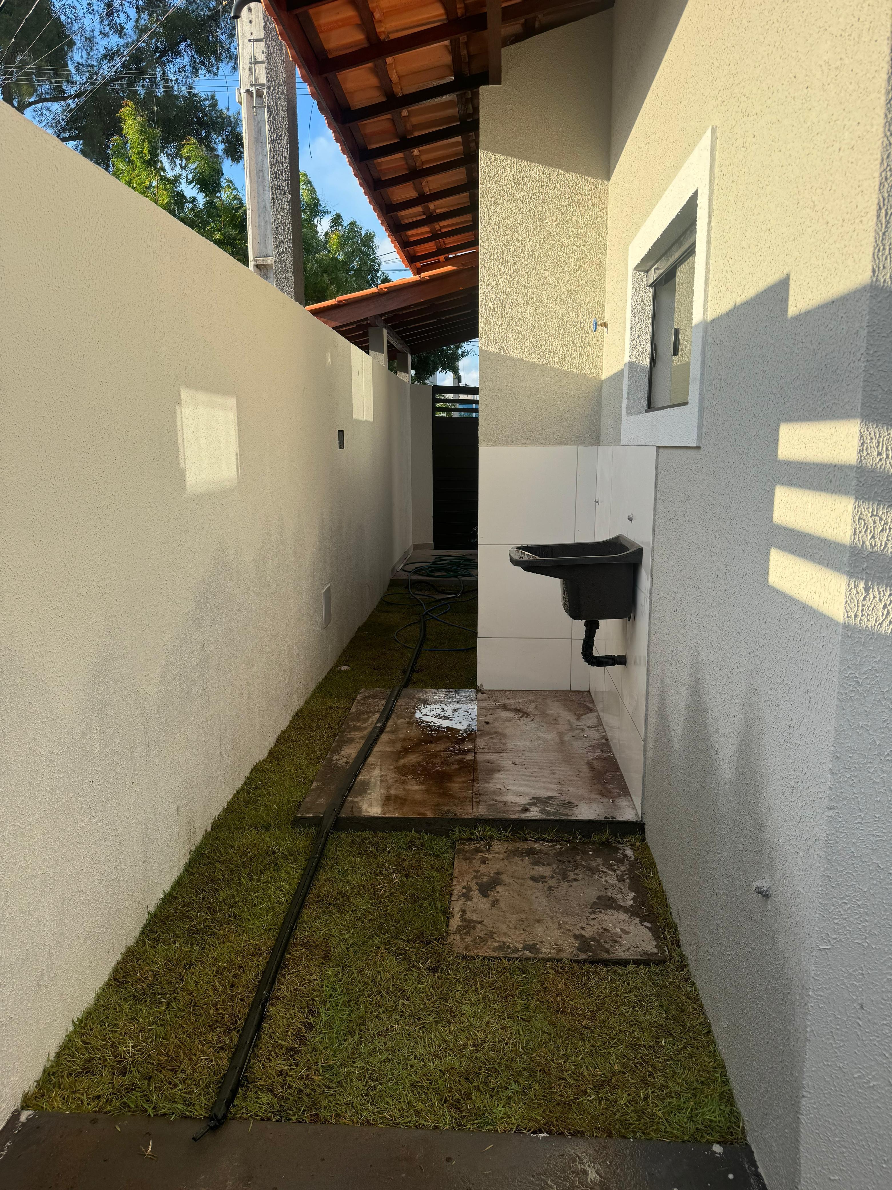 Imagem Casa com 2 Quartos à Venda, 50 m²em Arembepe (Abrantes) - Camaçari Imagem Casa com 2 Quartos à Venda, 50 m²em Arembepe (Abrantes) - Camaçari