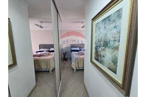 Imagem Apartamento com 3 Quartos à Venda, 91 m²em Vila Sanches - São José dos Campos Imagem Apartamento com 3 Quartos à Venda, 91 m²em Vila Sanches - São José dos Campos