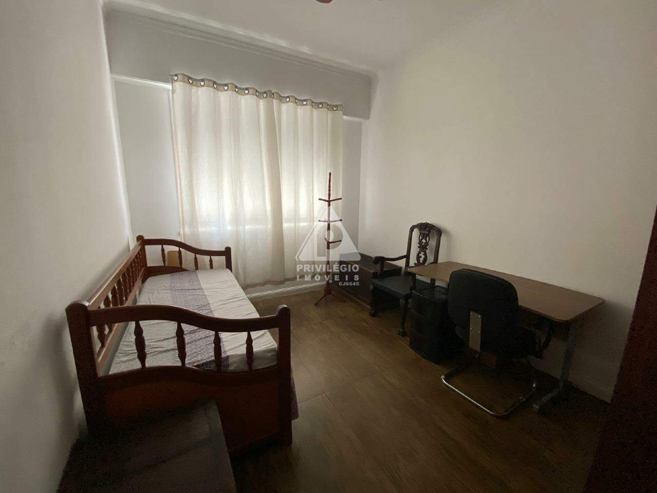 Imagem Apartamento com 3 Quartos à Venda, 160 m²em Copacabana - Rio de Janeiro