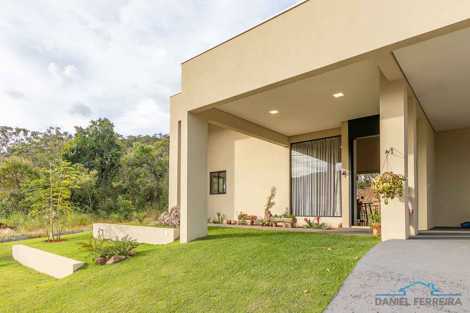 Imagem Casa de Condomínio com 3 Quartos à Venda, 240 m² em Setor Habitacional Tororó (Jardim Botânico) - Brasília Imagem Casa de Condomínio com 3 Quartos à Venda, 240 m² em Setor Habitacional Tororó (Jardim Botânico) - Brasília