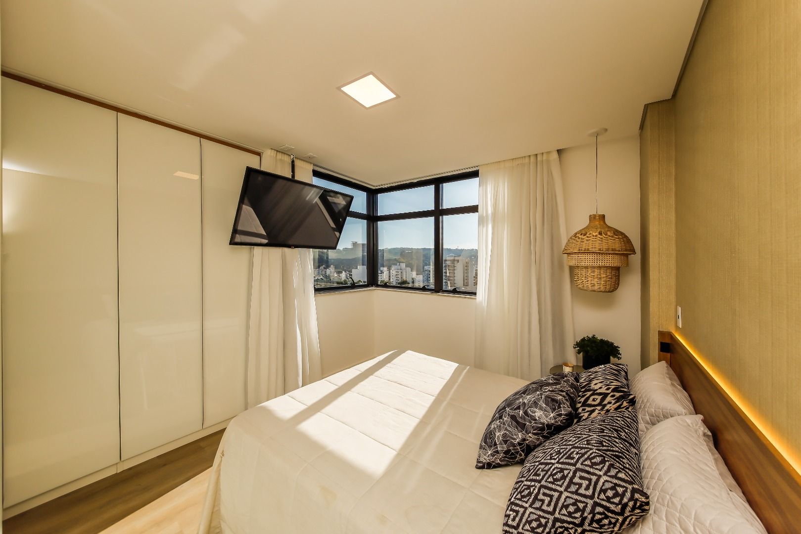 Imagem Apartamento com 3 Quartos à Venda, 104 m² em Estrela Sul - Juiz de Fora Imagem Apartamento com 3 Quartos à Venda, 104 m² em Estrela Sul - Juiz de Fora