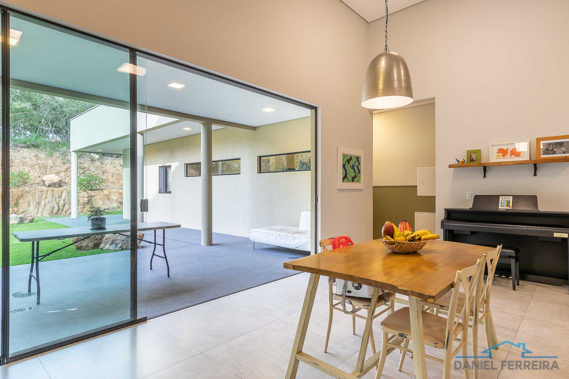 Imagem Casa de Condomínio com 3 Quartos à Venda, 240 m² em Setor Habitacional Tororó (Jardim Botânico) - Brasília Imagem Casa de Condomínio com 3 Quartos à Venda, 240 m² em Setor Habitacional Tororó (Jardim Botânico) - Brasília