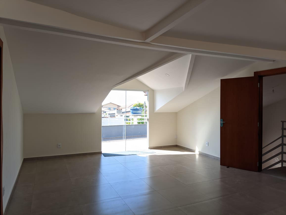 Imagem Casa com 4 Quartos à Venda, 140 m²em Ingleses do Rio Vermelho - Florianópolis