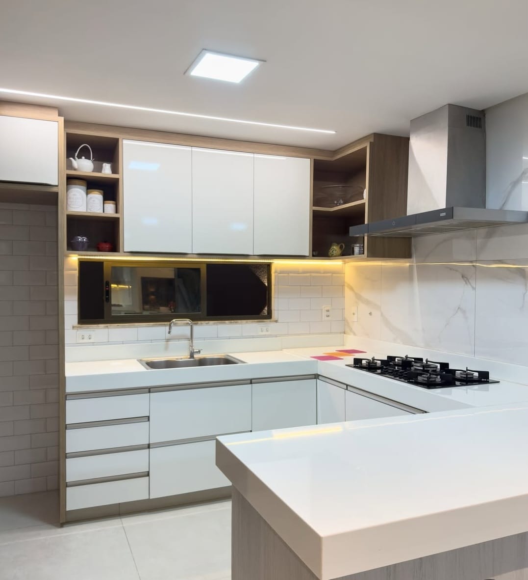 Imagem Casa de Condomínio com 4 Quartos à Venda, 270 m² em Urucunema - Eusébio Imagem Casa de Condomínio com 4 Quartos à Venda, 270 m² em Urucunema - Eusébio