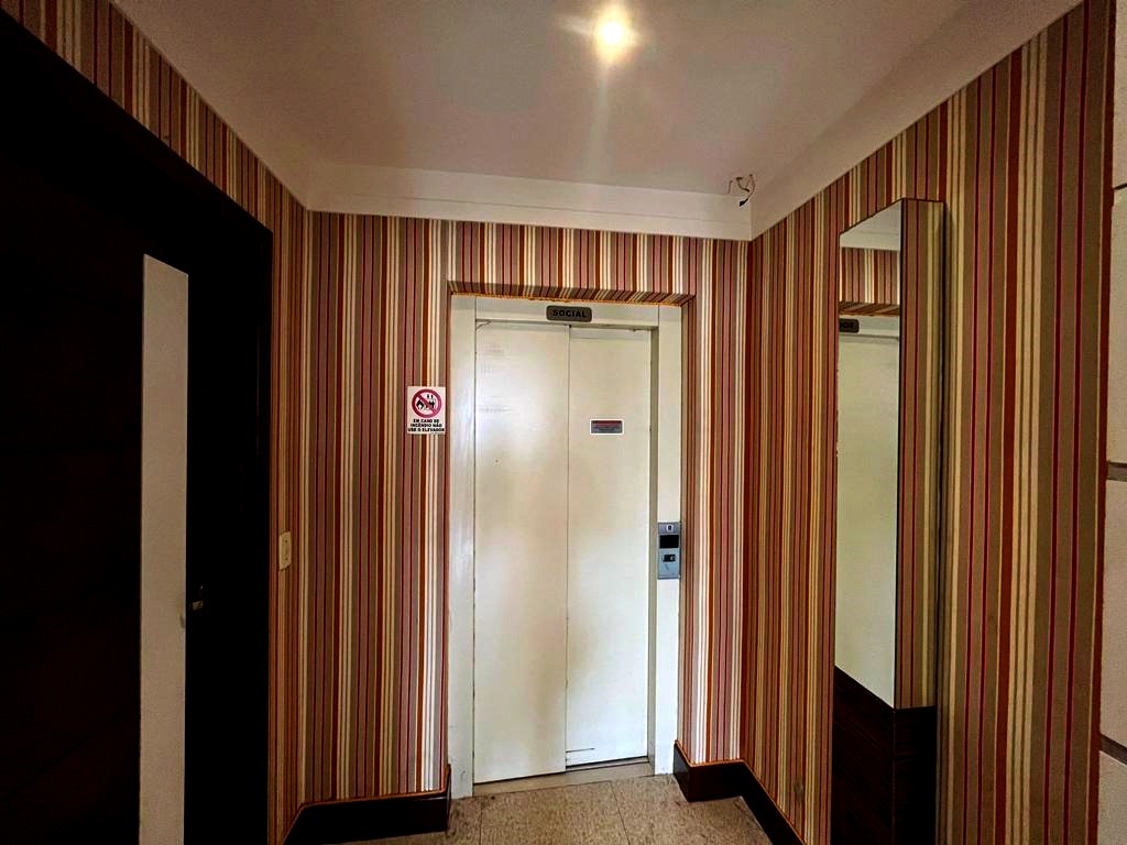 Imagem Apartamento com 4 Quartos à Venda, 266 m²em Nazaré - Belém