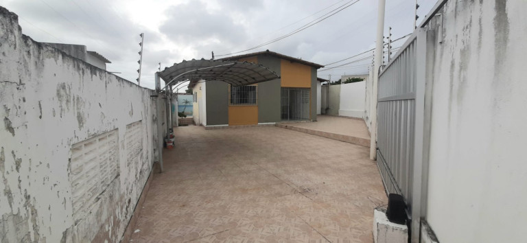 Imagem Casa com 3 Quartos à Venda, 134 m²em Nordeste - Natal Imagem Casa com 3 Quartos à Venda, 134 m²em Nordeste - Natal