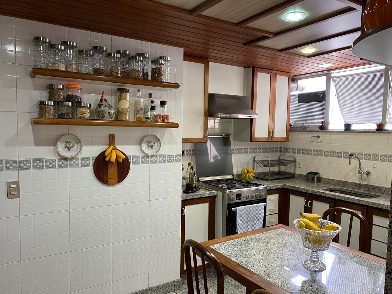 Imagem Apartamento com 3 Quartos à Venda, 112 m² em Icaraí - Niterói