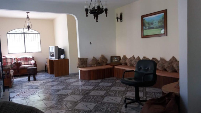 Imagem Casa com 4 Quartos à Venda, 350 m² em Vila Muriqui - Mangaratiba Imagem Casa com 4 Quartos à Venda, 350 m² em Vila Muriqui - Mangaratiba