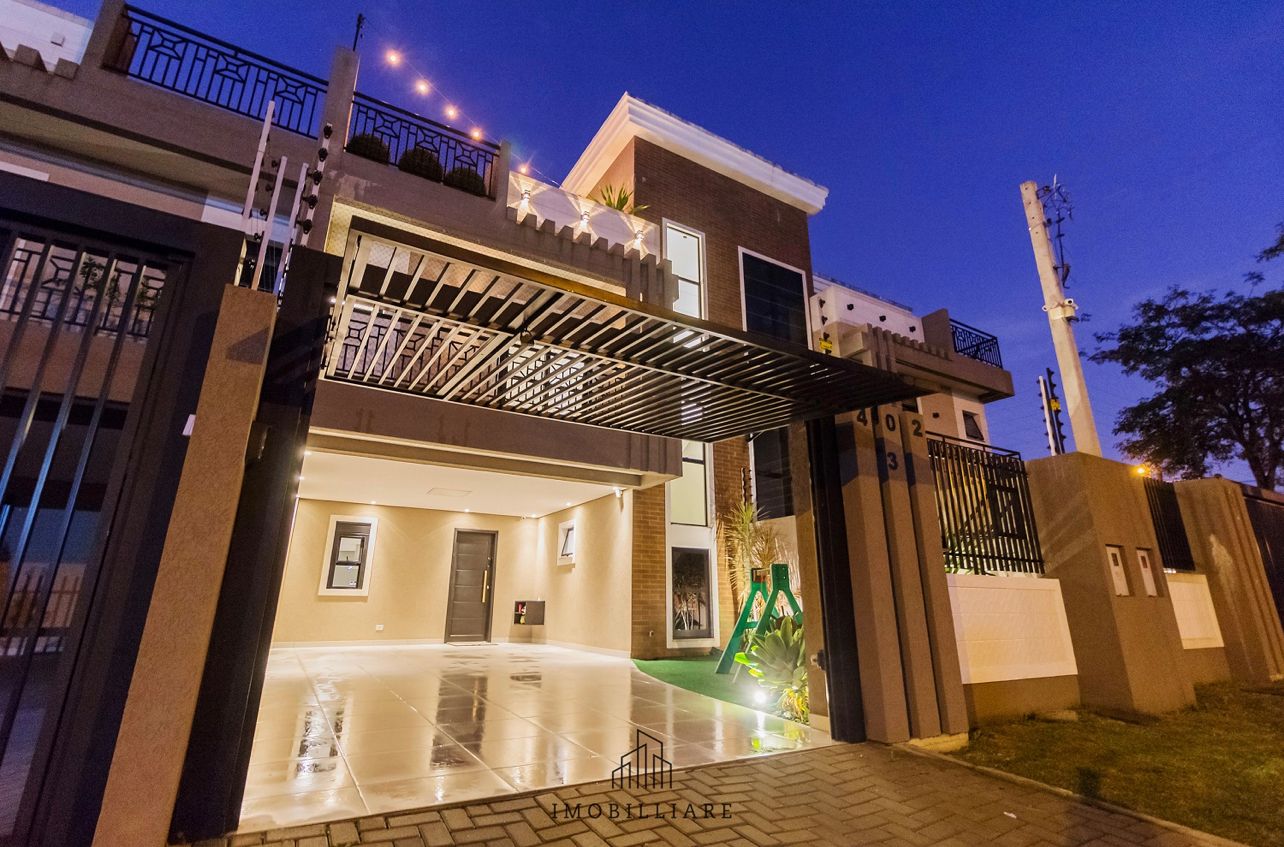 Imagem Casa com 2 Quartos à Venda, 172 m² em Portão - Curitiba Imagem Casa com 2 Quartos à Venda, 172 m² em Portão - Curitiba