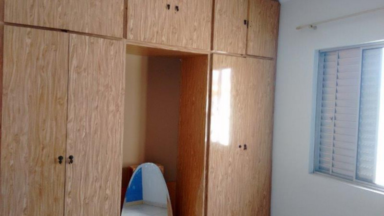 Imagem Sobrado com 3 Quartos à Venda, 298 m² em Jardim Munhoz - Guarulhos Imagem Sobrado com 3 Quartos à Venda, 298 m² em Jardim Munhoz - Guarulhos