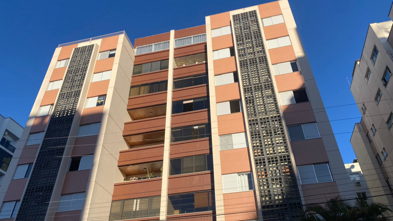 Imagem Apartamento com 3 Quartos à Venda, 110 m² em Comerciário - Criciúma Imagem Apartamento com 3 Quartos à Venda, 110 m² em Comerciário - Criciúma