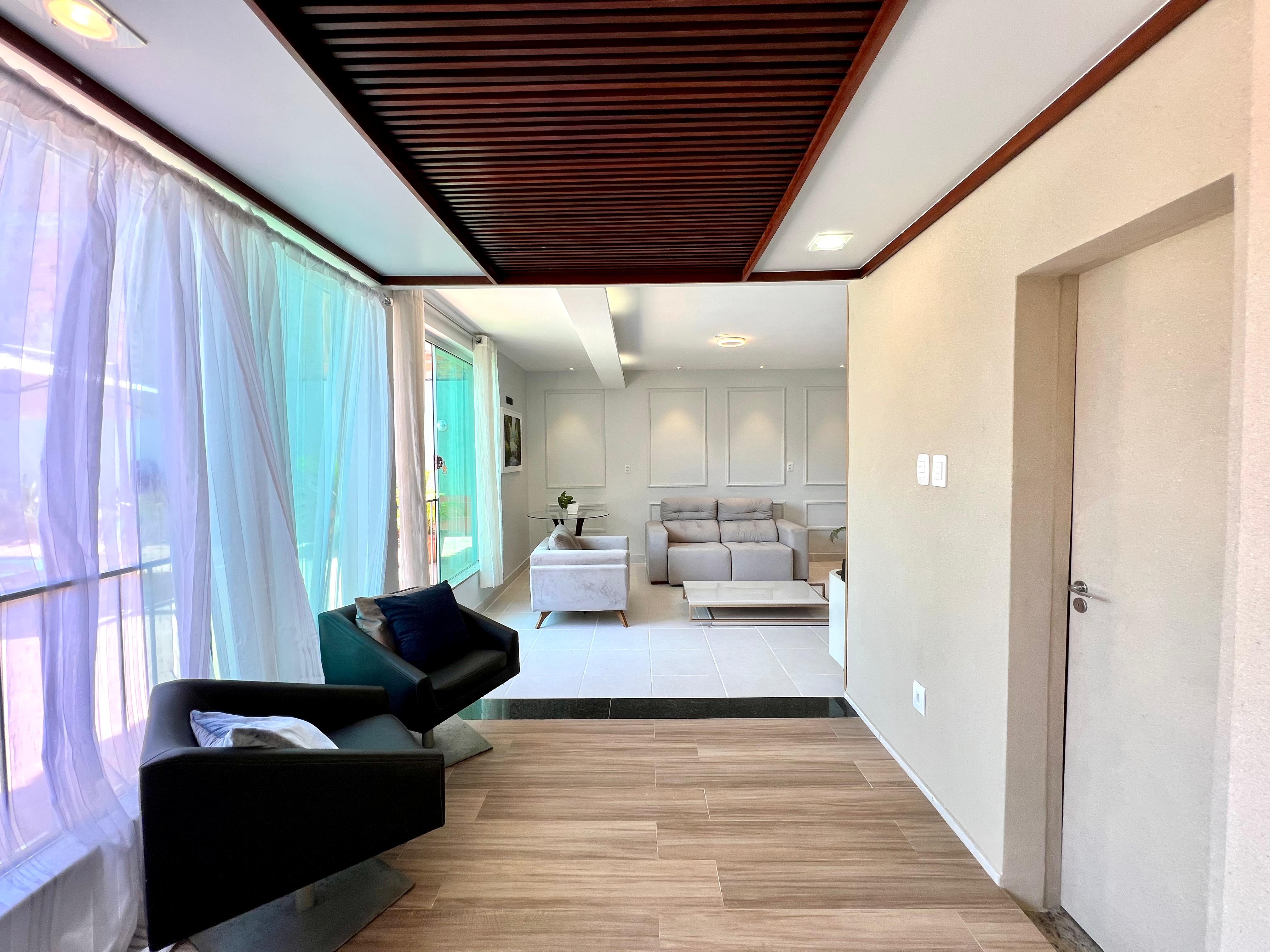 Imagem Casa com 3 Quartos à Venda, 370 m²em Curió-Utinga - Belém Imagem Casa com 3 Quartos à Venda, 370 m²em Curió-Utinga - Belém