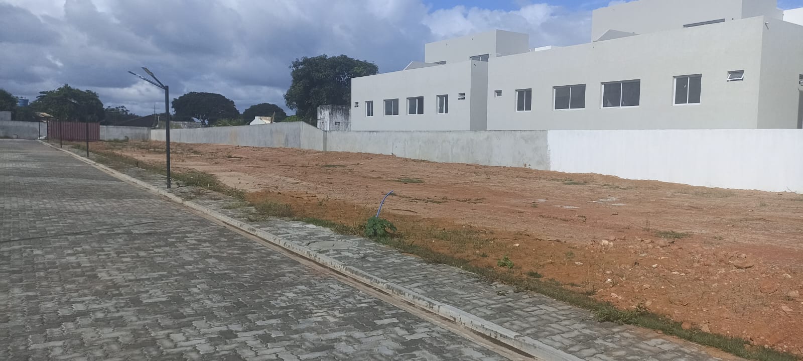 Imagem Terreno à Venda, 155 m²em Buraquinho - Lauro de Freitas