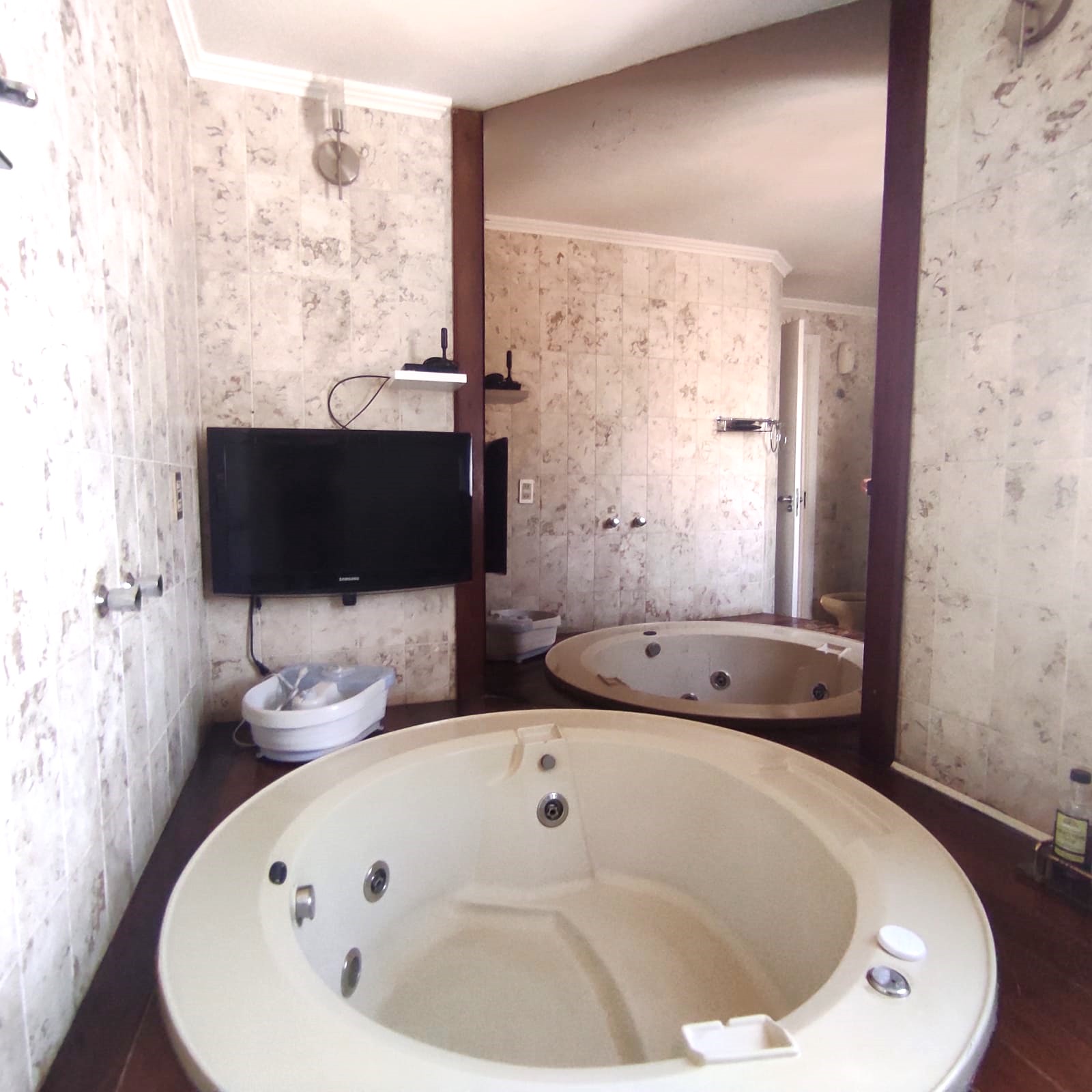 Imagem Apartamento com 4 Quartos à Venda, 316 m²em Lourdes - Belo Horizonte