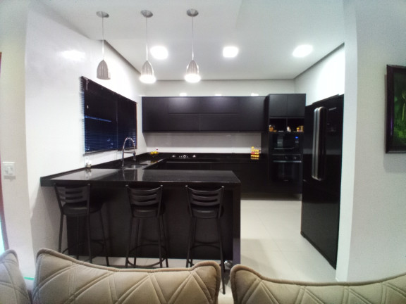 Imagem Casa com 4 Quartos à Venda ou Temporada, 300 m² em São Cristóvão - Cabo Frio Imagem Casa com 4 Quartos à Venda ou Temporada, 300 m² em São Cristóvão - Cabo Frio