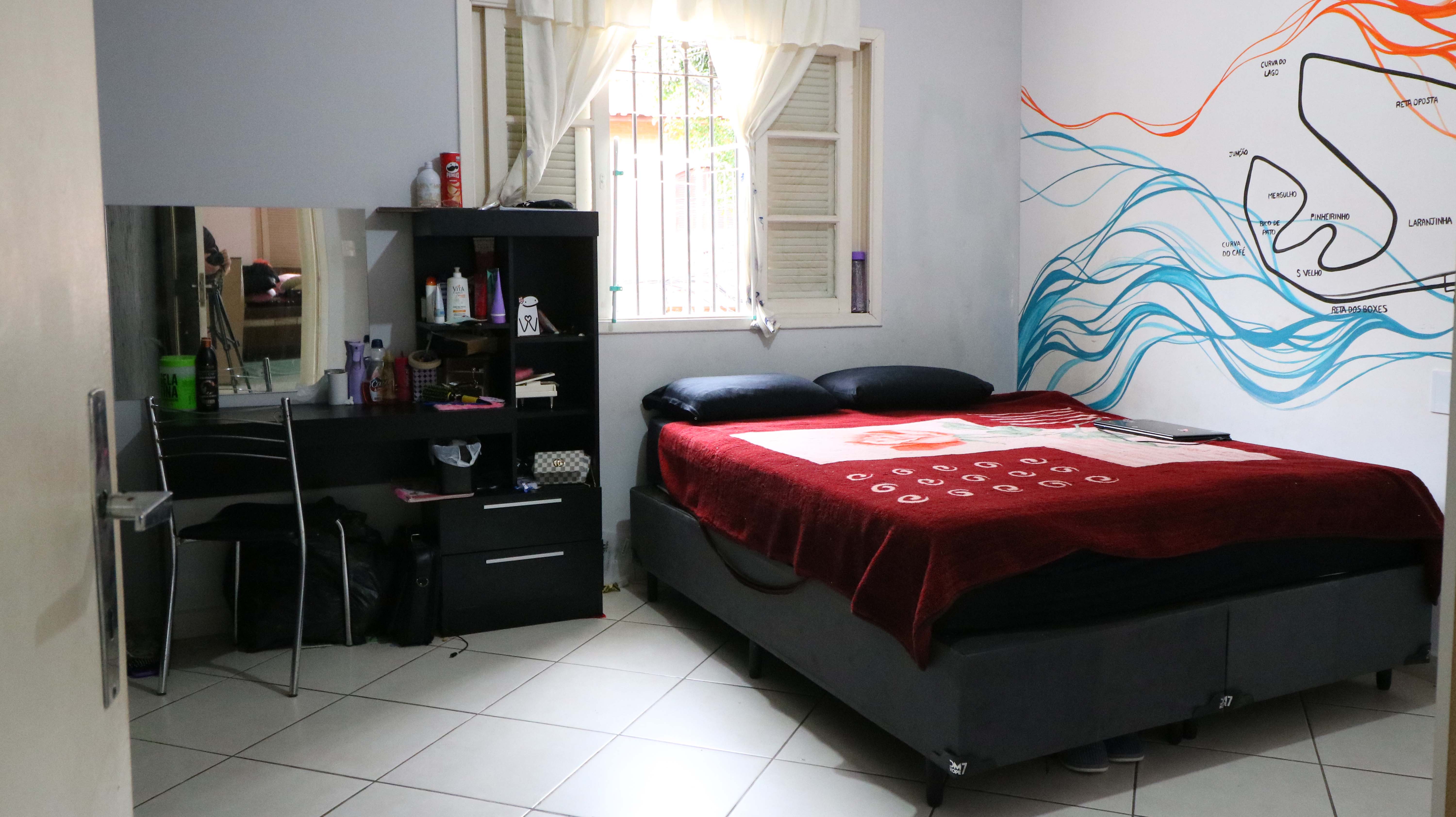 Imagem Sobrado com 3 Quartos à Venda, 235 m²em Vila Paulicéia - São Paulo