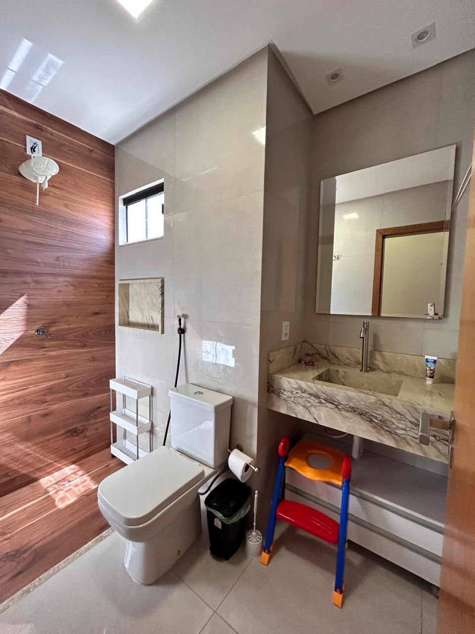Imagem Casa com 3 Quartos à Venda, 176 m²em Santa Genoveva - Goiânia Imagem Casa com 3 Quartos à Venda, 176 m²em Santa Genoveva - Goiânia